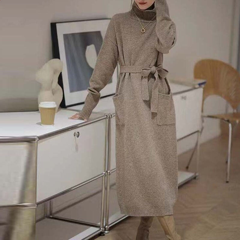 Raelyn Mid-length Turtleneck Knitted Dress