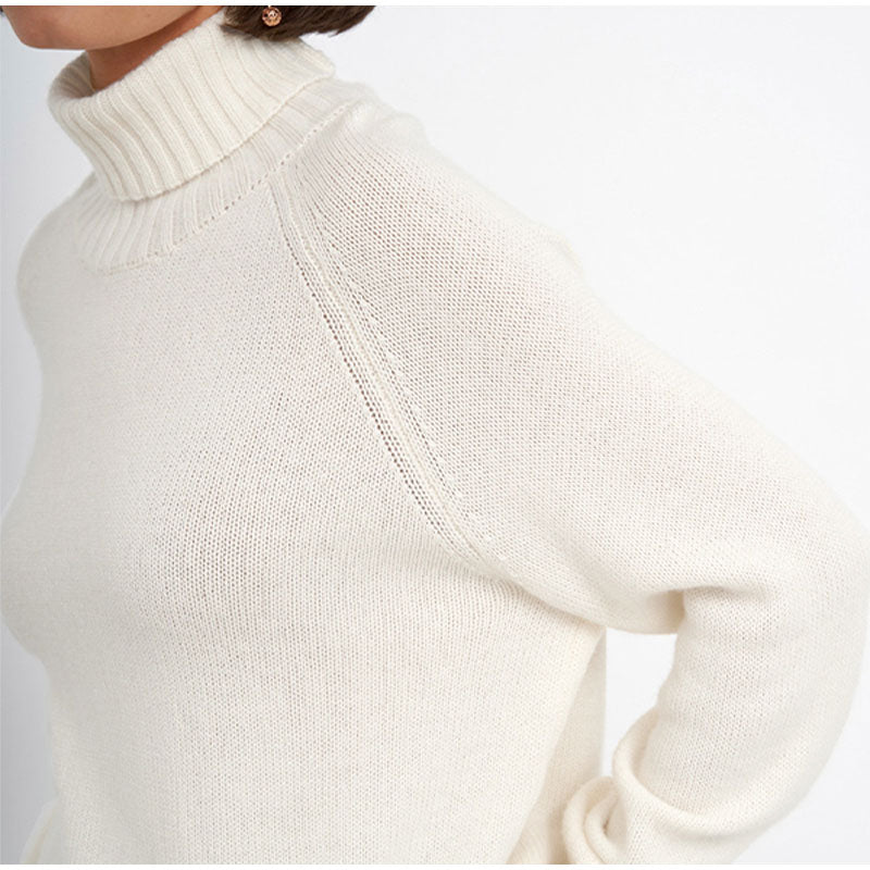 Gloria Turtleneck Raglan Sleeves Women Sweater