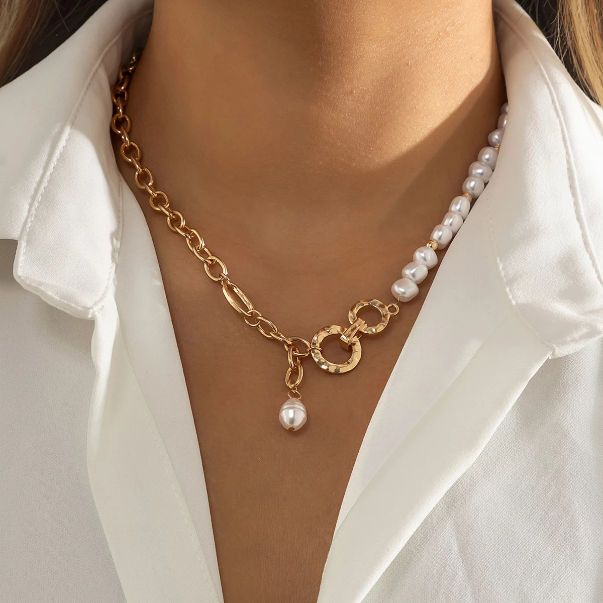 Claire Kpop Irregular Pearl Pendant Necklace