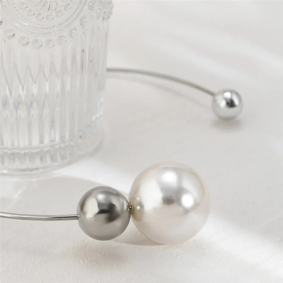 Eva Big White Pearl Choker Necklace