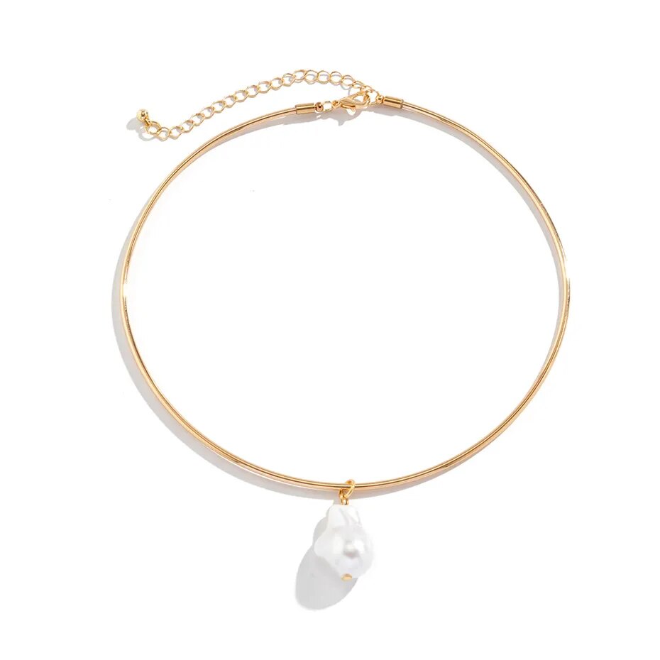 Donna Pearl Pendant Torques Choker Necklace